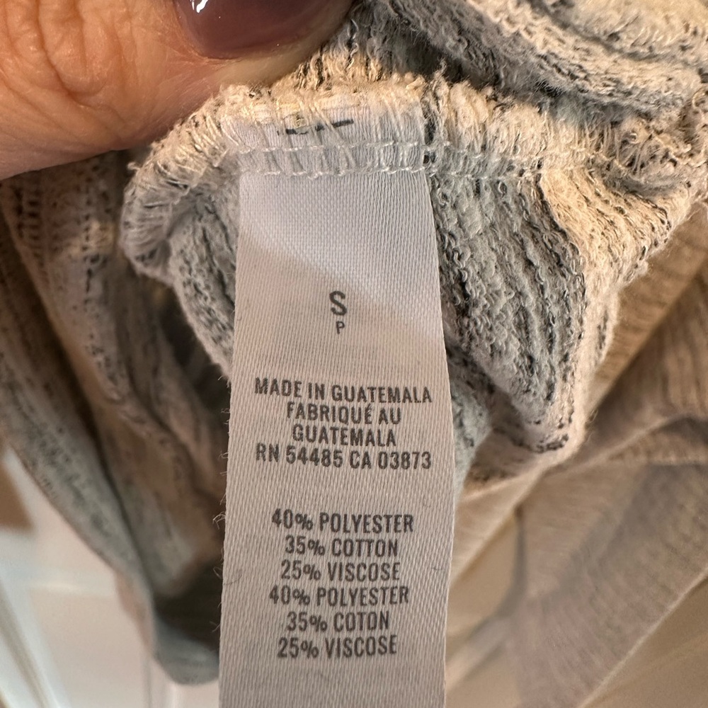 Aerie Women's Gray Crewneck Oversized Sweater Size Small - Picture 4 of 6